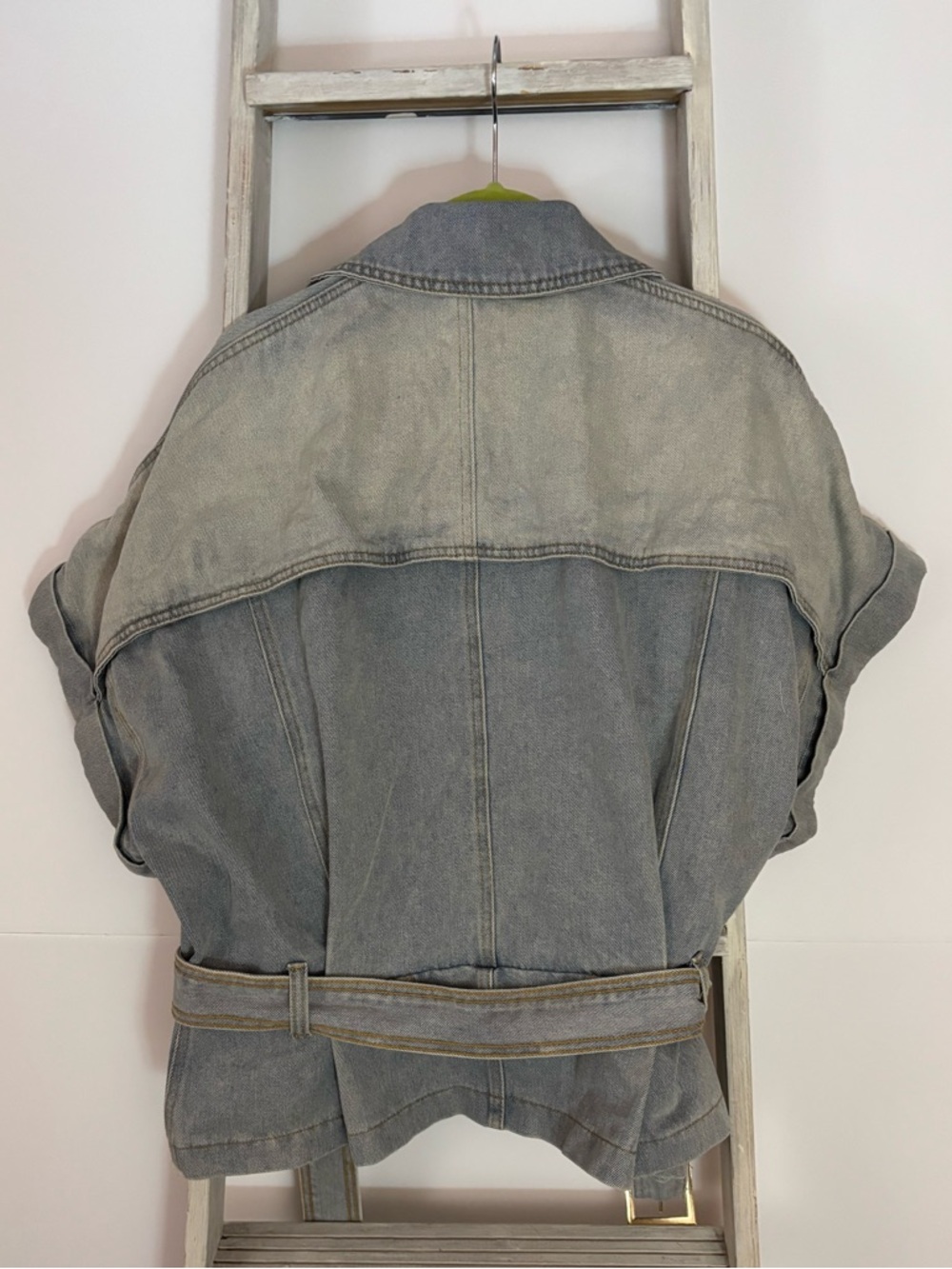 POL Short-Sleeve Washed Gray Denim Moto Jacket, cropped, oversized, modern, edgy - Picture 10 of 11